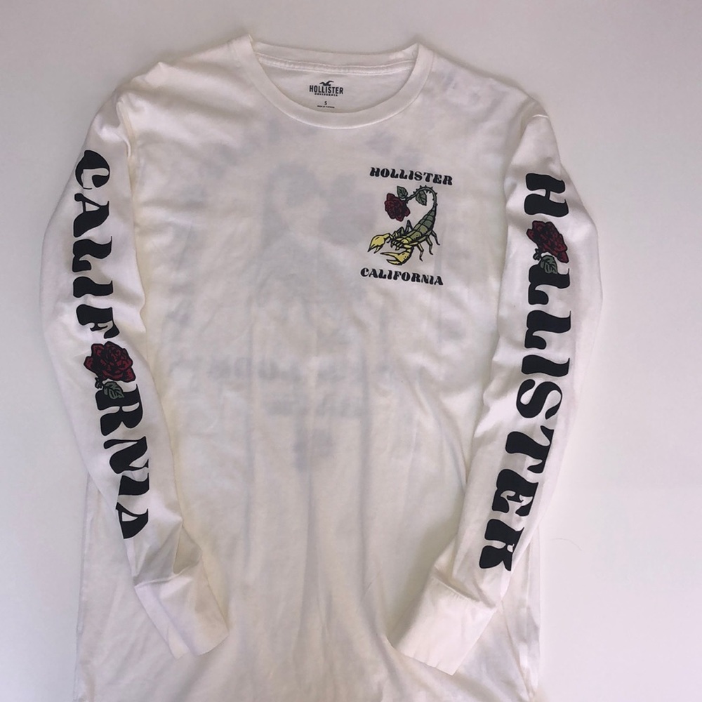 Hollister long sleeve t-shirt